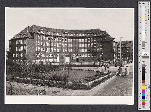 Vorschaubild von Volksschule an der Ahrensburger Straße