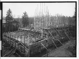 Vorschaubild von Krematorium Ohlsdorf (Hamburg-Ohlsdorf): Aufnahme während des Baues