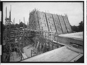 Vorschaubild von Krematorium Ohlsdorf (Hamburg-Ohlsdorf): Baugrube