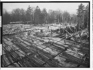 Vorschaubild von Krematorium Ohlsdorf (Hamburg-Ohlsdorf): Aufnahme während des Baues