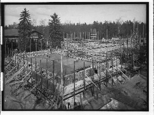 Vorschaubild von Krematorium Ohlsdorf (Hamburg-Ohlsdorf): Aufnahme während des Baues