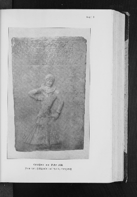 Vorschaubild von Tafel 6. Grabstein von Föhr 1604. Frau von Hilligenlei auf Hallig Langeneß